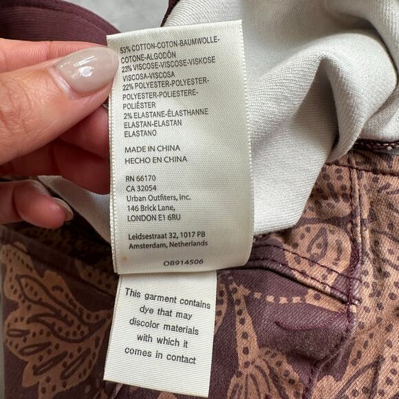 Free People We The Free Maroon/Peach Paisley Print, Low Cut, Flare Jeans NWT- 26 - Picture 5 of 11